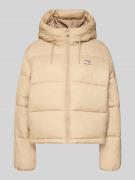 Tommy Jeans Regular Fit Steppjacke mit Kapuze in Taupe, Größe L