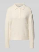 Gina Tricot Strickpullover mit Umlegekragen und Knopfleiste in Ecru, G...