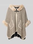 Apricot Relaxed Fit Poncho mit Kunstfellbesatz in Sand, Größe 1