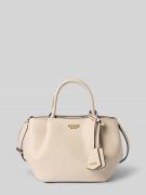Guess Handtasche mit Logo-Applikation Modell 'Amorette' in Stein, Größ...