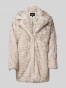 Only Boxy Fit Webpelzjacke mit Fly-Away-Kragen Modell 'DAWN LIFE' in E...