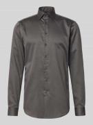 Christian Berg Men Regular Fit Businesshemd mit extra langem Arm in An...