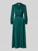 Rinascimento Abendkleid aus Satin mit V-Ausschnitt und Gürtel in Gruen...
