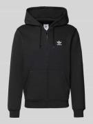 adidas Originals Regular Fit Sweatjacke mit Logo-Stitching in Black, G...