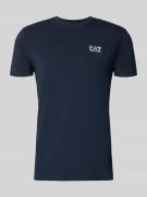 EA7 Emporio Armani T-Shirt mit Label-Print in Dunkelblau, Größe L
