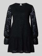 Gina Tricot Minikleid mit Rundhalsausschnitt in Black, Größe L