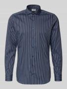 OLYMP Level Five Slim Fit Business Hemd mit Haifischkragen in Marine, ...