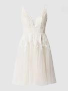 Luxuar Brautkleid mit floralen Stickereien in Ecru, Größe 38