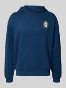REVIEW Hoodie mit Label-Print in Dunkelblau, Größe L