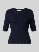 Christian Berg Woman Strickshirt aus Viskose-Mix mit Rüschenkragen in ...