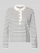 Christian Berg Woman Longsleeve mit Knopfleiste und Rüschen in Dunkelb...