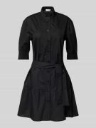 Liu Jo White Hemdblusenkleid mit Stehkragen und Bindegürtel in Black, ...