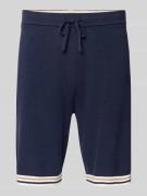 Christian Berg Men Shorts mit elastischem Bund und Eingrifftaschen in ...