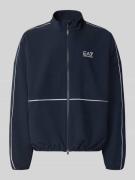 EA7 Emporio Armani Bomberjacke mit Stehkragen und Logo-Print in Dunkel...