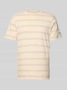 Guess T-Shirt mit Rundhalsausschnitt und Label-Patch in Beige, Größe L
