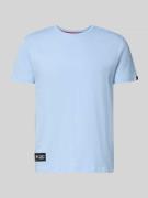 Alpha Industries T-Shirt mit Label-Patch in Hellblau, Größe L