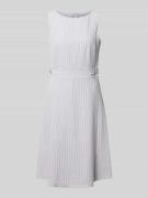 Christian Berg Woman Selection Knielanges Kleid aus Seersucker mit Str...