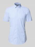 Jake*s Slim Fit Business-Hemd aus Baumwolle mit Kentkragen in Bleu, Gr...