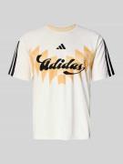 adidas Sportswear T-Shirt mit Logo- und Motivprint in Offwhite, Größe ...