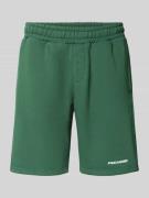 Pegador Shorts mit elastischem Bund und Logo-Stitching in Dunkelgruen,...