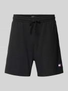 Tommy Jeans Regular Fit Sweatshorts aus Baumwoll-Mix in Black, Größe L