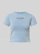 Guess Jeans Cropped T-Shirt mit Logo Modell 'BABY BAKER TEE' in Hellbl...
