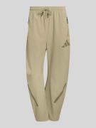 adidas Sportswear Regular Fit Trainingshose Modell 'Z.N.E. WOVEN' in K...