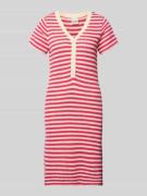 ICHI Knielanges Strickkleid mit V-Ausschnitt Modell 'LORIANNA' in Pink...