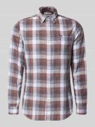 Barbour Tailored Fit Freizeithemd aus reiner Baumwolle in Altrosa, Grö...