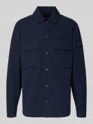 BOSS Orange Regular Fit Hemdjacke mit Seersucker-Verarbeitung in Marin...