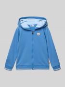 Steiff Sweatjacke mit Kapuze und Motiv-Stitching in Blau, Größe 104