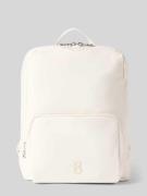 BOGNER Rucksack mit Label-Detail Modell 'verbier play 1.0' in Offwhite...