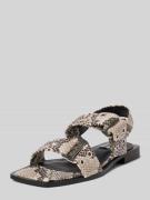 Steve Madden Sandalen mit Ziernieten Modell 'SARIA' in Beige, Größe 36