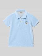 Steiff Poloshirt mit kurzer Knopfleiste und Motiv-Stitching in Bleu, G...