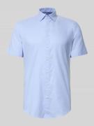 Jake*s Slim Fit Business-Hemd aus Baumwolle mit Kentkragen in Bleu, Gr...