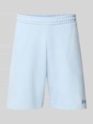 REVIEW Regular Fit Shorts mit Label-Stitching in Hellblau, Größe L