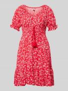 Apricot Minikleid aus Viskose mit Quasten und Smok-Details in Rot, Grö...