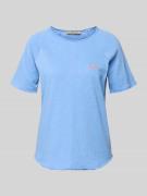 Smith and Soul T-Shirt mit Statement-Stitching und Rollsaum in Bleu, G...