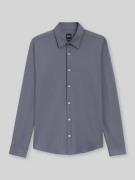 BOSS Slim Fit Businesshemd mit Kentkragen Modell 'ROAN' in Marine, Grö...