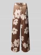 s.Oliver BLACK LABEL Loose Fit Satinhose mit Allover-Muster in Mittelb...