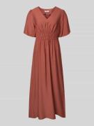 B.Young Maxikleid aus Viskose-Mix mit V-Ausschnitt Modell 'Iggy' in Ro...
