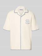 REVIEW Regular Fit Freizeithemd mit umstochener Kante und Reverskragen...