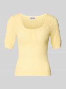 Pieces Slim Fit T-Shirt aus reiner Baumwolle Modell 'SCOUT' in Hellgel...