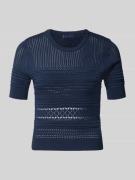 Guess T-Shirt in Strick-Optik mit Rundhalsausschnitt in Marine, Größe ...