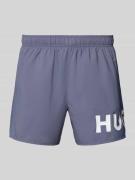 HUGO Badeshorts mit Label Print Modell 'MAKAI' in Mittelgrau, Größe L