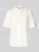Brax Regular Fit Bluse aus reiner Baumwolle mit Lochstickerei in Weiss...