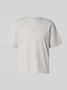REVIEW T-Shirt mit Rundhalsausschnitt und Logo-Stitching in Hellgrau M...