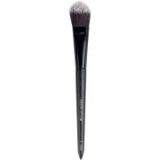 Brushworks No. 1 Foundation Brush