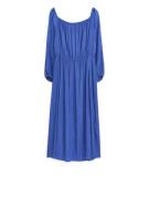 Arket Crinkle-Midikleid Blau, Alltagskleider in Größe 38. Farbe: Blue