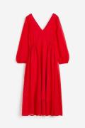 H&M Kleid mit V-Neck und Ballonärmeln Rot, Alltagskleider in Größe M. ...